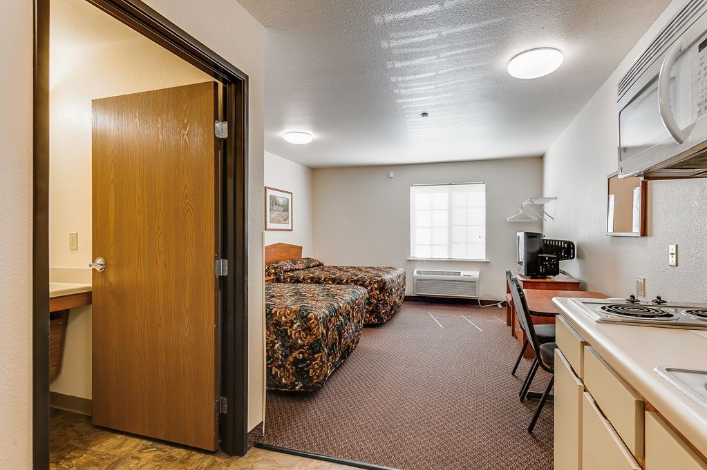 Woodspring Suites Charlotte Gastonia Room photo